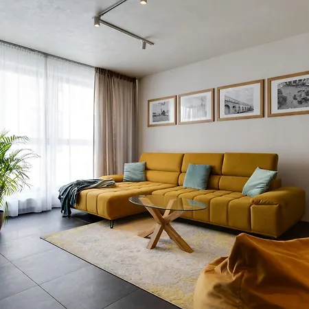 Leonardo - Center 公寓