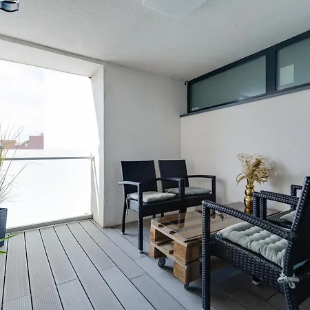 Leonardo - Center 特尔纳瓦